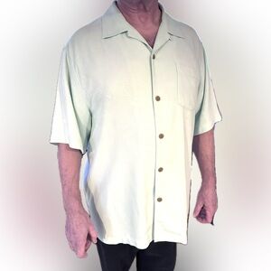 TOMMY BAHAMA CAMP SHIRT Soft Aqua in perfect condition Says M like model Best L